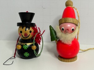 lot 269 image: Vintage STEINBACH Santa & Fireman Wood Christmas Ornaments Folk Art Germany