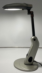 lot 305 image: Hampton Bay Desk Lamp