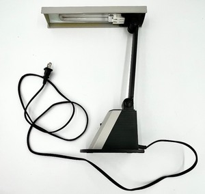 lot 306 image: OttLite Desk Lamp