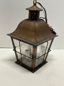 lot 284 image: Vintage Windsor Hanging Pendant COPPER LANTERN w Seeded Glass