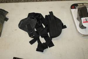 lot 596 image: Vertical Shoulder Holster