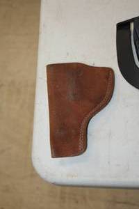 lot 598 image: Bianchi International Holster