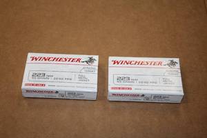 lot 526 image: Lot of (2 Boxes) Winchester Ballistic Silver Tip Target 223 REM 55gr Full Metal Jacket Rounds 20-count ( 40 total items )