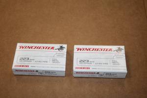 lot 528 image: Lot of (2 Boxes) Winchester Ballistic Silver Tip Target 223 REM 55gr Full Metal Jacket Rounds 20-count ( 40 total items )