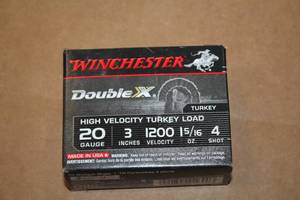 lot 552 image: Lot of (1 Box) Winchester Double-X 20 Gauge 3 1-516oz 4-Shot High Velocity Turkey Load Shotshells 10-count ( 10 total items )
