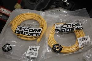 lot 926 image: Lot of (2) Ecore Cables 25 Cat6 Patch Cable 4-Pair UTP - 24 AWG (New)