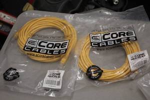 lot 928 image: Lot of (2) Ecore Cables 25 Cat6 Patch Cable 4-Pair UTP - 24 AWG (New)