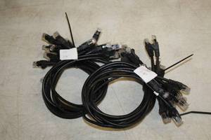 lot 940 image: Lot of (20) 1-12 Patch Cables