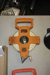 lot 986 image: Keson 100 Measuring Tape