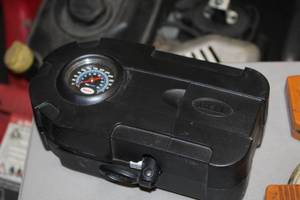 lot 988 image: Bell Portable Air Compressor with Automotive Plug