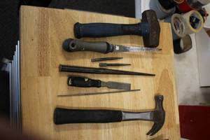 lot 998 image: Lot of (8) Assorted Hand Tools - Claw Hammer, Sledgehammer, Drywall Saw, Chisel, Punches