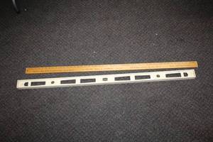 lot 999 image: 4 Box Level and 48  Wooden Yard Stick