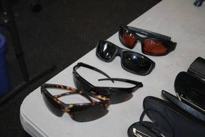 lot 1016 image: Lot of (4) Assorted Sunglasses
