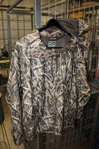 lot 1063 image: Drake Waterfowl Systems Size X-Large Jacket