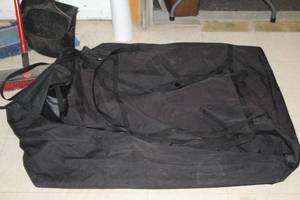 lot 1071 image: Nylon Automotive Vehicle Cargo Carrier