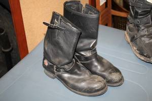 lot 1083 image: Harley-Davidson Size 12 Leather Steel Toe Motorcycle Riding Boots