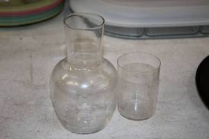 lot 1133 image: Lot of (2) Glass Table Vases