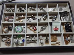 lot 19 image: Lighters, Cuff Links, Collectibles