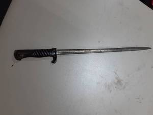 lot 81 image: AC Shilling WWI German Long Bayonet Sword 25
