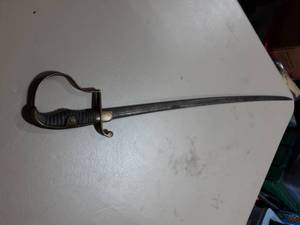 lot 82 image: Confederate () Officers Sword 34