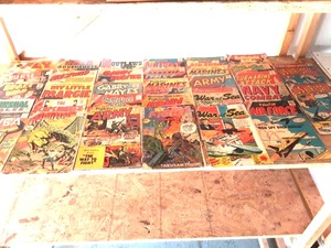 lot 100 image: Lot Of 30 Assorted Vintage Comics