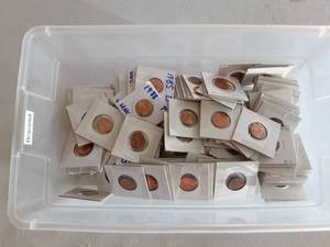 lot 111 image: Large Lot Of Lincoln Memorial Slabbed Cents Most UNC