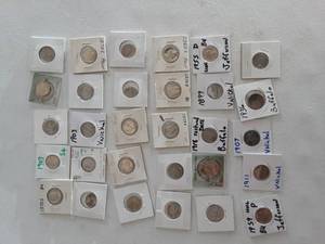 lot 114 image: Large Assortment Of V-Nickels, Buffalo & Jefferson Some Proofs Some UNCs 30 Pieces In All