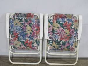 Set of 2 Foldable Patio Chairs