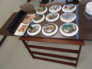 Hummel Plates & Display Racks