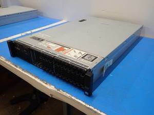 lot 1 image: Dell&nbspPowerEdge R720 Server 