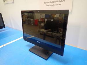 lot 18 image: Dell&nbspOptiPlex 5250 AIO PC &nbspINTEL CORE I5-7500 3.4 Ghz  8GB DDR4 SDRAM  500GB HD  NO OS  Includes CAB-AC power cable &nbspTouch screen going bad. Cracked glass screen