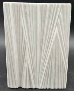 lot 8 image: Rosenthal Germany Porcelain Vase by Martin Freyer