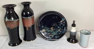 lot 27 image: Pottery Dcor Pieces - 2 Vases, Plate, Soap Dispenser and Cup