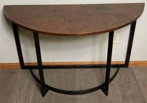 lot 13 image: Hammary Furniture Half Moon Console Table