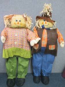lot 91 image: Set of 34 inch Man & Woman Fall Sca...