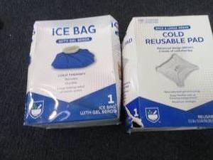 lot 126 image: Ice Bag, Reusable Cold Pad...