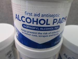 lot 142 image: 8- 100ct Alcohol Pads...