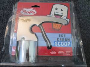lot 158 image: Thrifty Ice Cream Scoop...