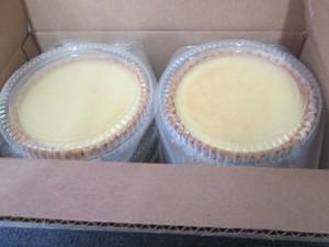 lot 339 image: DD 6 FROZEN Table Talk 8 inch Custa...