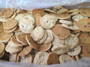 lot 340 image: BB 8lb Roundys FROZEN Mini Milk Ch...