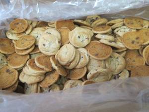 lot 341 image: BB 8lb Roundys FROZEN Mini Milk Ch...