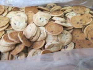 lot 343 image: BB 8lb Roundys FROZEN Mini Milk Ch...