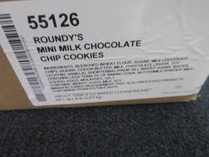 lot 344 image: BB 8lb Roundys FROZEN Mini Milk Ch...