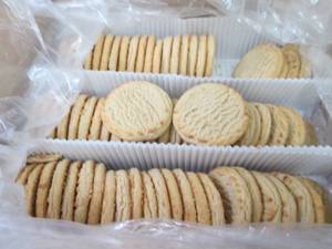 lot 353 image: EE 72 ct FROZEN Homestyle Peanut Bu...