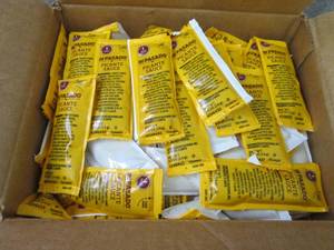 lot 386 image: 200- 0.5oz Picante Packets...
