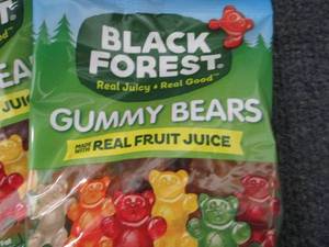 lot 401 image: 12- 4.5 oz Blsck Forest Gummy Bears...