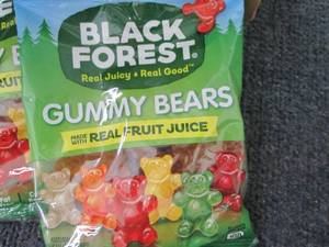 lot 405 image: 12- 4.5 oz Blsck Forest Gummy Bears...