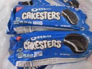 lot 420 image: 12- 3.03 oz Oreos Cakesters...