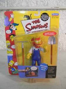 VINTAGE 2001 The Simpsons GROUND KEEPER WILLIE Interactive Figure By Playmates #199200 - IN BOX - GREAT PIECE - SEE PICTURES