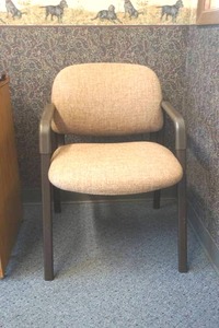 lot 1 image: officewaiting room chair